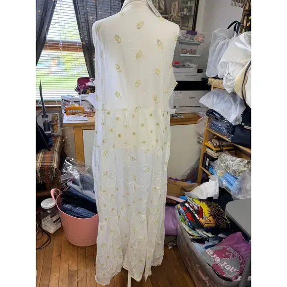 Rhea Cotton Embroidered Maxi Dress Floral Buttons Boho Cottagecore NWT - Picture 3 of 5